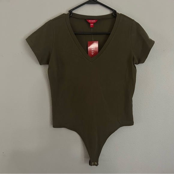 NWT GUESS Dark Green Bodysuit - Picture 1 of 4